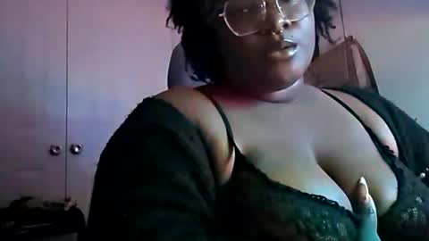 Snapshot of pandamami chatting on February 1, 2:32 am pandamami online show from February 1, 2:32 am