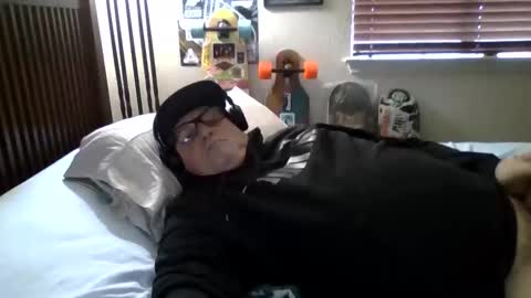 Snapshot of panos678442 chatting on December 23, 6:16 pm panos online show from December 23, 6:16 pm