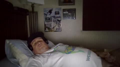 Snapshot of panos678442 chatting on February 13, 10:00 am panos online show from February 13, 10:00 am