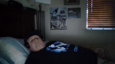 Snapshot of panos678442 chatting on February 16, 1:40 pm panos online show from February 16, 1:40 pm