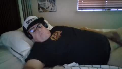 Snapshot of panos678442 chatting on February 24, 6:50 pm panos online show from February 24, 6:50 pm