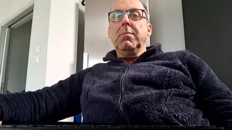 Snapshot of pansak1973 chatting on February 7, 11:01 am pansak1973 online show from February 7, 11:01 am