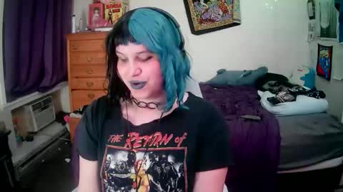 Snapshot of pantygirl929135 chatting on April 11, 1:54 am Princess online show from April 11, 1:54 am