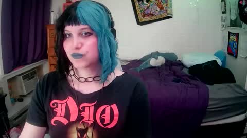 Snapshot of pantygirl929135 chatting on April 14, 1:00 am Princess online show from April 14, 1:00 am