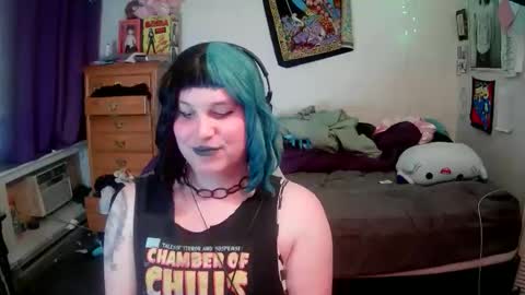 Snapshot of pantygirl929135 chatting on May 11, 11:57 pm Princess online show from May 11, 11:57 pm
