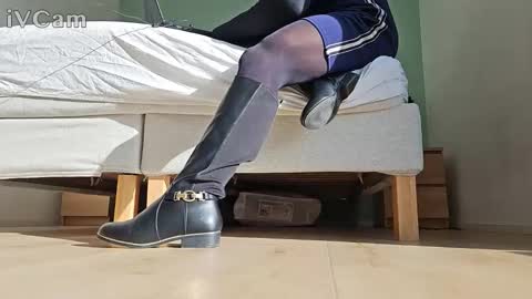 Snapshot of pantyhose_ggggg chatting on April 15, 7:15 am pantyhose_ggggg online show from April 15, 7:15 am
