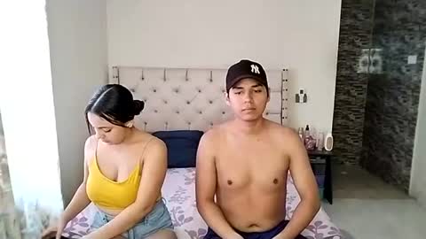 Paola 23 and Andres 25 online show from June 21, 3:14 pm