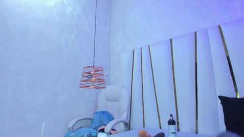 Paola  online show from March 14, 9:37 am