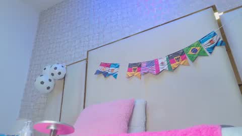 Paola  online show from June 29, 9:48 am