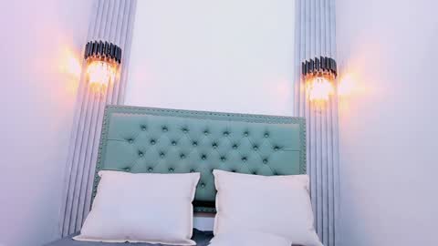 Snapshot of paolab_g chatting on January 28, 2:42 pm online show from January 28, 2:42 pm