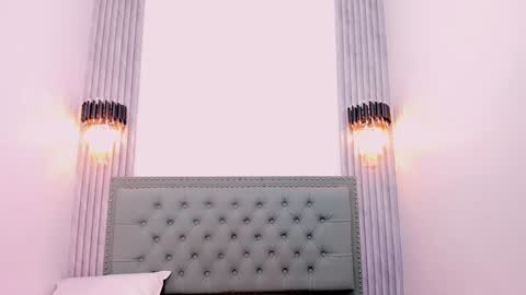 Snapshot of paolab_g chatting on February 5, 5:53 pm online show from February 5, 5:53 pm