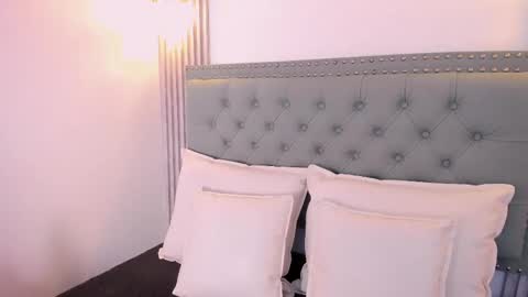 Snapshot of paolab_g chatting on February 10, 2:48 pm online show from February 10, 2:48 pm