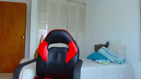 Snapshot of paolo_savanna chatting on October 18, 5:35 pm paolo_savanna online show from October 18, 5:35 pm