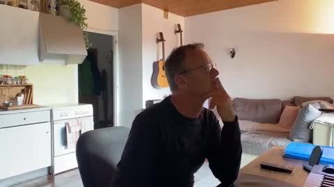 Snapshot of papa_show chatting on December 2, 9:24 am papa_show online show from December 2, 9:24 am