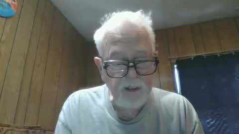 Snapshot of papajb70 chatting on February 24, 4:05 pm papajb70 online show from February 24, 4:05 pm