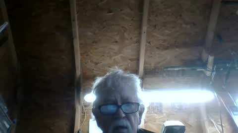 Snapshot of papajb70 chatting on July 26, 5:59 am papajb70 online show from July 26, 5:59 am