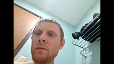 papapfouts online show from March 21, 8:19 am