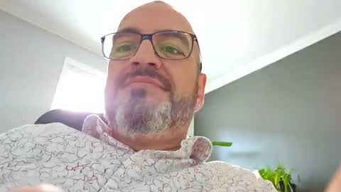 Snapshot of papi1979 chatting on January 9, 4:06 pm Papi online show from January 9, 4:06 pm