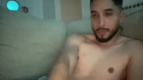 Snapshot of papicubano_guapo23cm chatting on July 20, 11:45 am papicubano_guapo23cm online show from July 20, 11:45 am