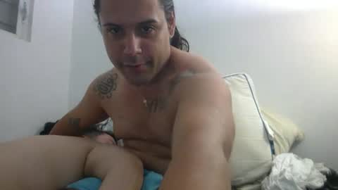PapiiPR185 online show from June 26, 5:01 am
