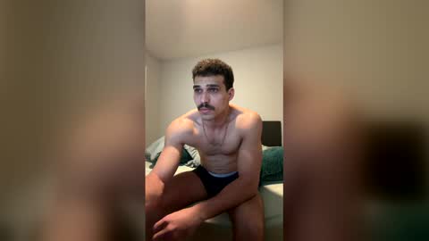 papimaikol020 online show from April 3, 3:37 am