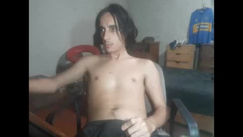 Snapshot of papito20cm chatting on December 22, 1:23 am Lau online show from December 22, 1:23 am