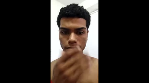 Snapshot of papiyosue chatting on January 5, 5:49 pm papiyosue online show from January 5, 5:49 pm