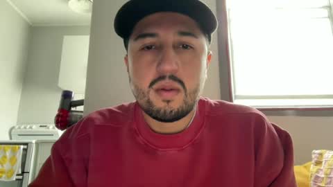 Snapshot of paprika_555 chatting on June 19, 4:06 am paprika_555 online show from June 19, 4:06 am