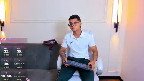 Ryan And Casper online show from June 12, 2:49 pm