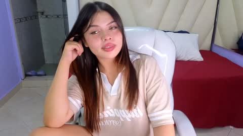 Amy and my doll online show from December 6, 7:54 am