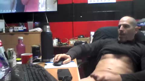 Snapshot of pareja74vlc chatting on February 12, 2:01 pm pareja74vlc online show from February 12, 2:01 pm