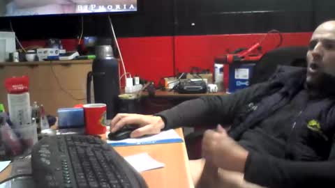 Snapshot of pareja74vlc chatting on February 19, 2:35 pm pareja74vlc online show from February 19, 2:35 pm