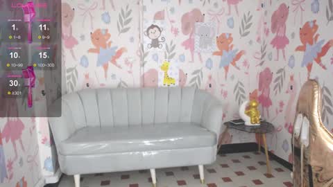 PARIS  online show from January 11, 10:40 am