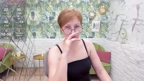 Paris online show from March 8, 1:50 am