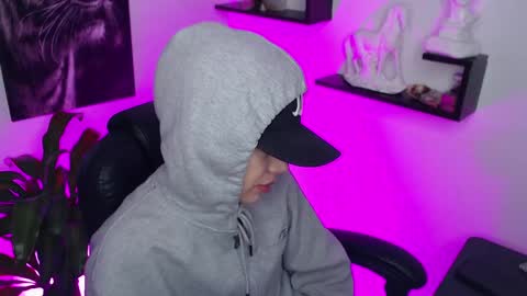 Paris D angelo online show from March 1, 1:22 am