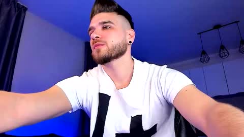 Paris online show from January 17, 11:19 pm