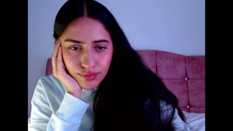 Paris  online show from October 12, 4:33 am