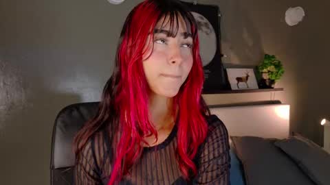 Snapshot of parisfox_ chatting on October 21, 7:36 pm PARIS online show from October 21, 7:36 pm