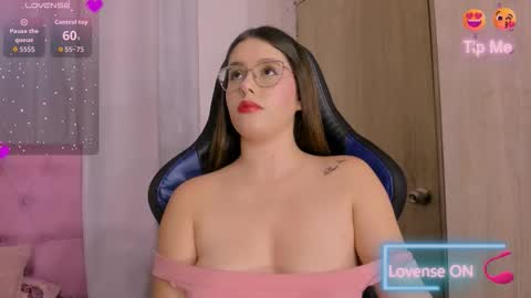 Paris online show from March 25, 6:47 pm