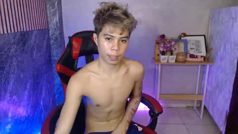 Snapshot of parkseo_yeon chatting on October 31, 9:10 am HENRY online show from October 31, 9:10 am