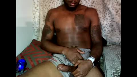 Snapshot of parlay0028 chatting on December 11, 5:59 pm Parlay tellio online show from December 11, 5:59 pm