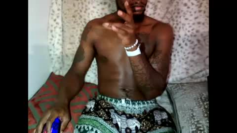 Snapshot of parlay0028 chatting on December 13, 2:54 am Parlay tellio online show from December 13, 2:54 am