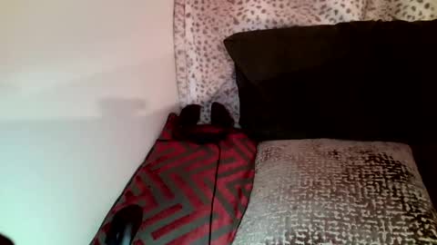 Snapshot of parlaytellio chatting on March 1, 9:04 pm Parlay Tellio online show from March 1, 9:04 pm