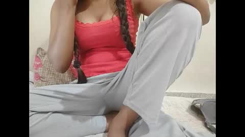 parneetu_642 online show from April 15, 5:36 am