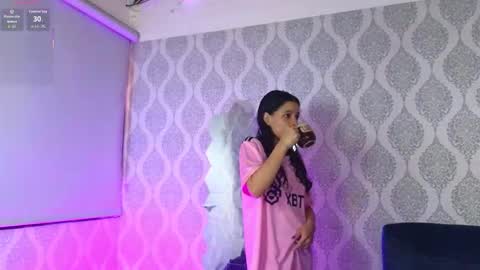 Danna online show from October 12, 1:21 pm