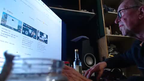 Snapshot of pascal88881 chatting on November 23, 6:52 pm pascal88881 online show from November 23, 6:52 pm