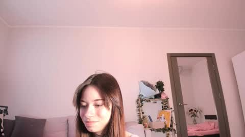 Bella online show from November 25, 3:39 am