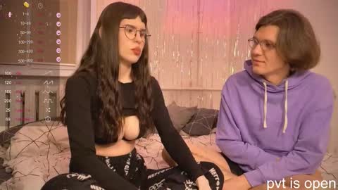 Snapshot of passiondesire_ chatting on January 18, 2:54 pm Zoe online show from January 18, 2:54 pm