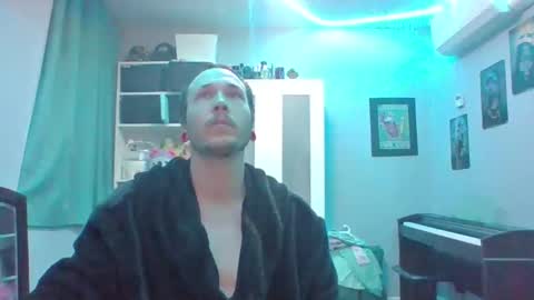 pat0666 online show from September 26, 1:04 pm