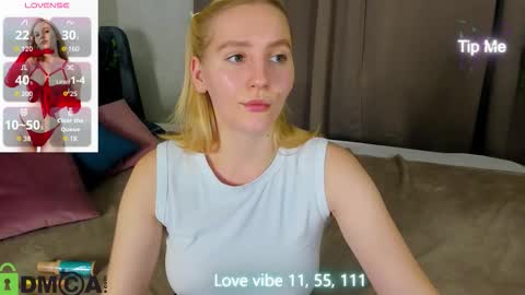 patr1cia_hart online show from December 23, 1:14 am